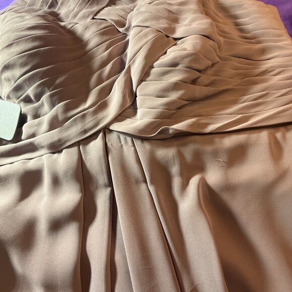 NEW 📌Azazie Pleated Keyhole Back Halter Neckline Chiffon Bridesmaid -Prom Dress - Picture 13 of 15